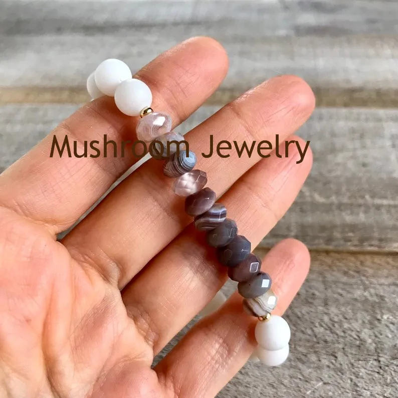 BS2019345 Mother of Pearl Agate Bracelet, Stone Bracelet, (3)