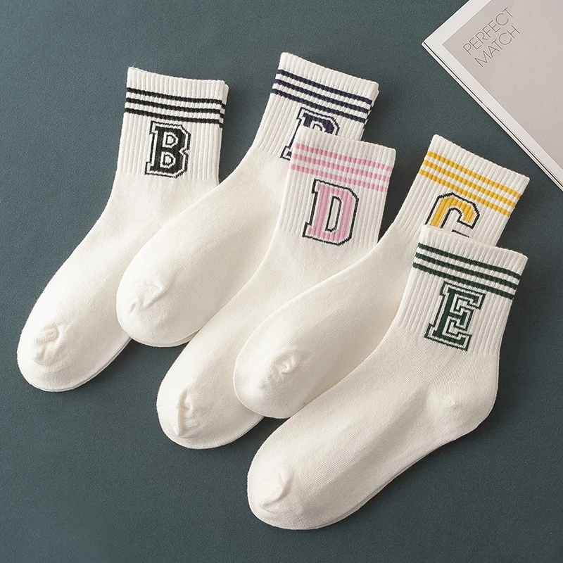 

Classic Striped Letter Print Fashion Sporty Short Socks Girls Cute Harajuku Socks Casual Female Cool Skateboard Cotton Socks Sox