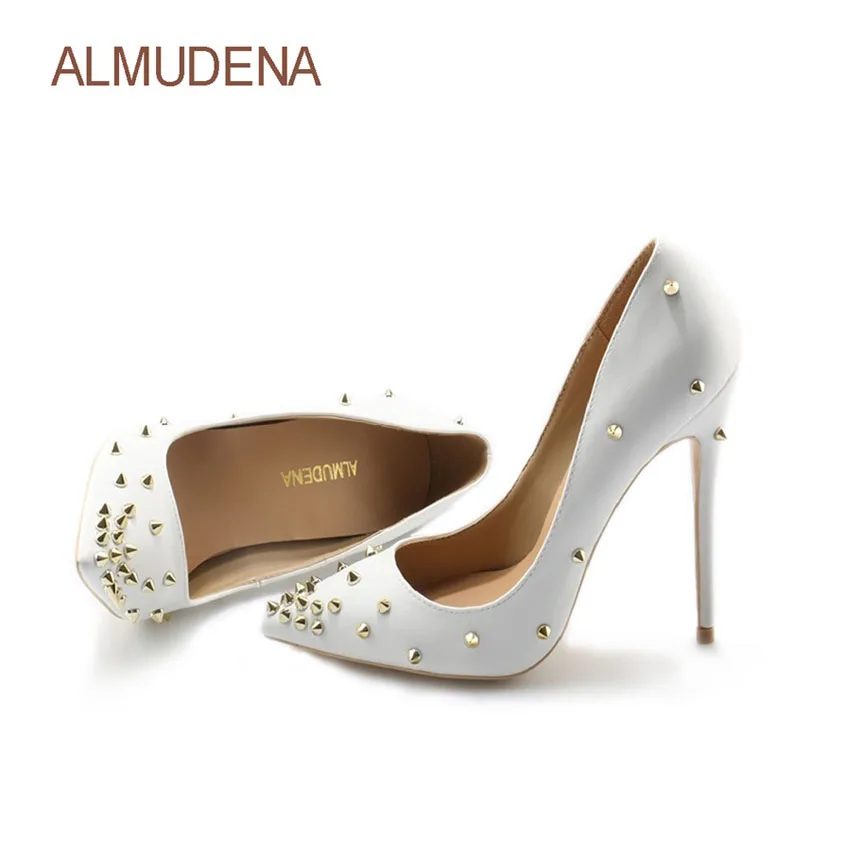 ALMUDENA/пикантные женские модельные туфли-лодочки с заклепками и острым носком; цвет белый, черный; Туфли-гладиаторы с золотыми заклепками; туфли-лодочки на шпильке 10 см, 12 см