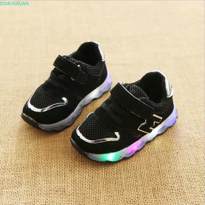 

LED lighting up baby sneakers cool sports glitter baby girls boys toddlers high quality baby casual shoes