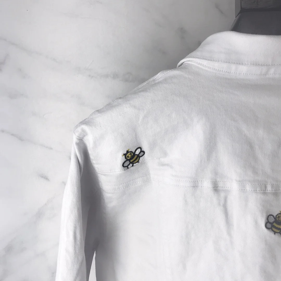 Best Version Bees Embroidery Women Men Deinim Jacket Hiphop Streetwear Men Denim Jeans Jacket