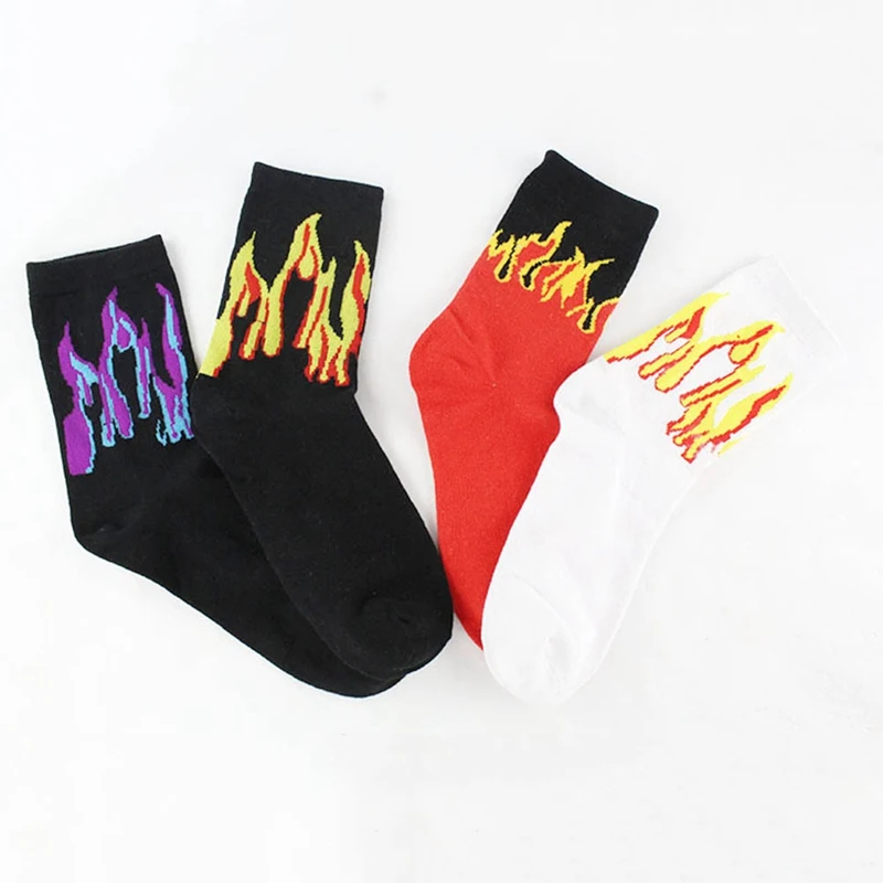 

Unisex Fashion Hip Hop Design Red Flame Pattern Crew Socks Lifelike Jacquard Fire Socks Classic Street Skateboard Long Socks