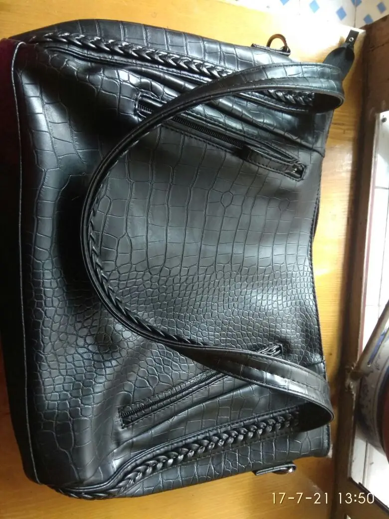 The new version of crocodile tattooed one-shoulder women's bag large-capacity handbag slanting lady's large bag tide_voghion.com