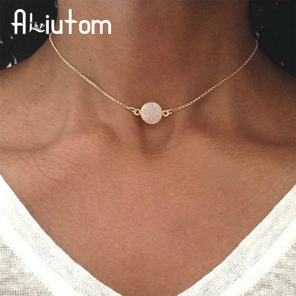 

ALIUTOM Fashion Jewelry 2018 Gold Round Resin Clavicle Chain Necklace Lady Resin Geometric Round Choker Necklace