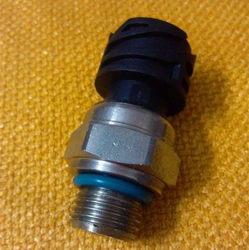 spare parts OEM# 21634021 4PIN replacement for VOLVO truck