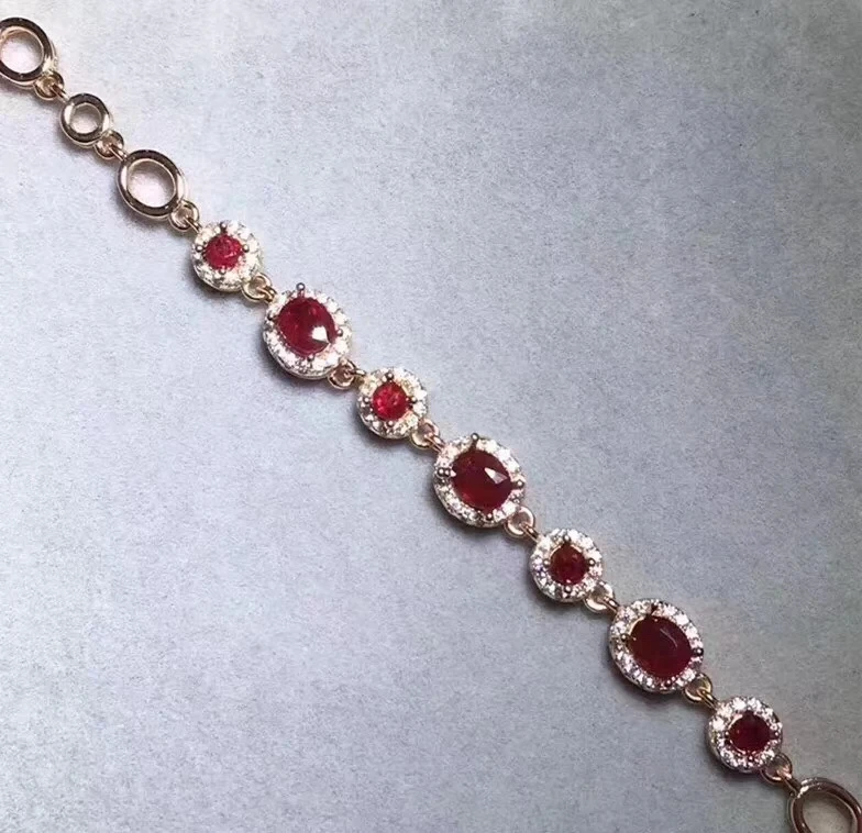 Bracelet en rubis rouge naturel avec pierres précieuses naturelles Bracelet rond élégant en argent