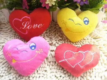 

Plush toy dolls doll heart bags decoration small car accessories car supplies
