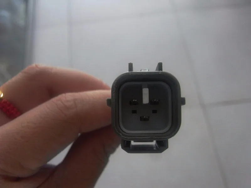 Kobelco sensor converter plug (between SK2- 8 and SK- 6 )-1
