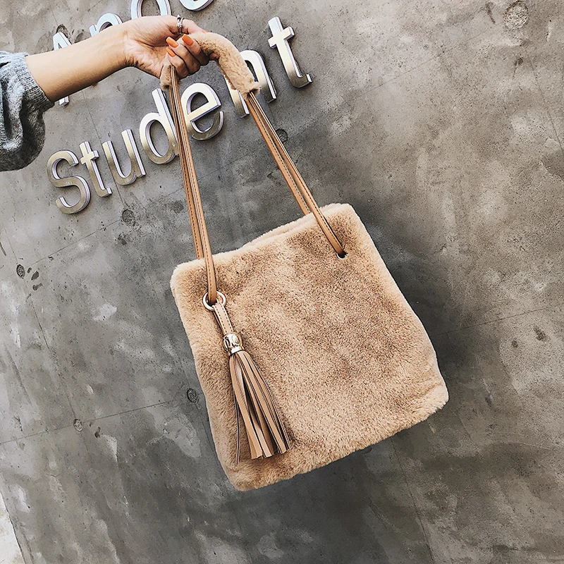 JANESPRI 2018 Fashion Women Tassels Handbag Velour Messenger Bag Autumn Women Shoulder Bags Ladies Party Handbags Female Bolsa (22)