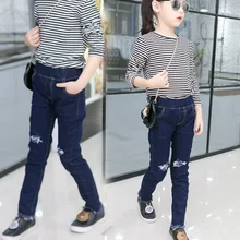 Рваные джинсы для девочек; брюки; тонкие детские узкие джинсы; эластичные популярные детские брюки темно-синие джинсовые брюки с дырками