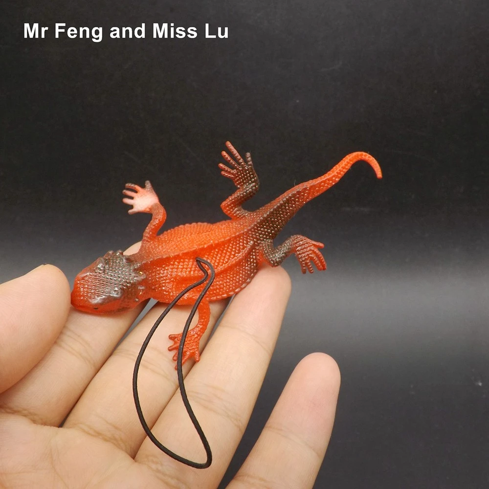トカゲギャグおもちゃプラスチックモデルシミュレーション動物のおもちゃジョークハロウィン子供のゲーム Aliexpress