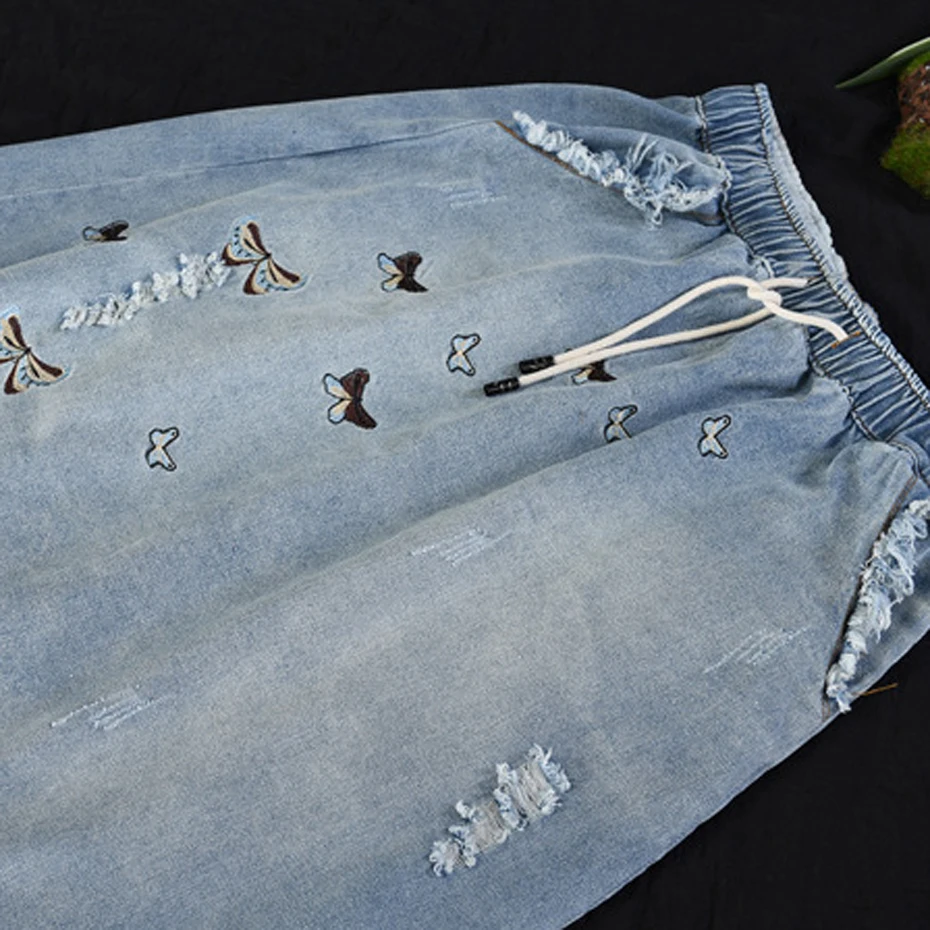 Для женщин джинсовая юбка для обувь девочек дамы Длинные Вышивка Бабочка рваные милые модные повседневное Весенняя 181221013