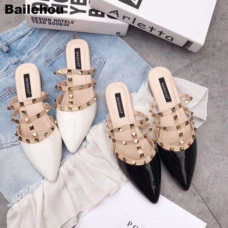 

Bailehou New 2019 Spring Women Slippers Flat Mule Shoes Brand Rivet Slides Slip On Casual Shoes Summer Women Patent Leather Shoe