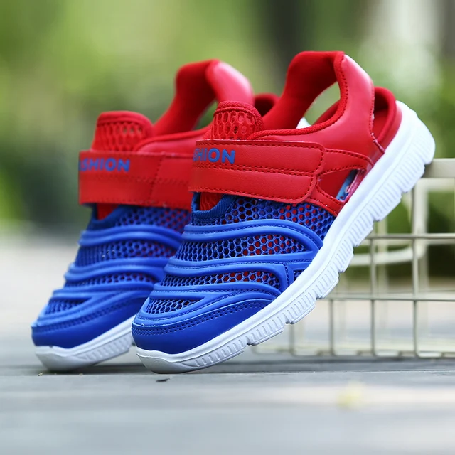 sports shoes for 7 year old boy