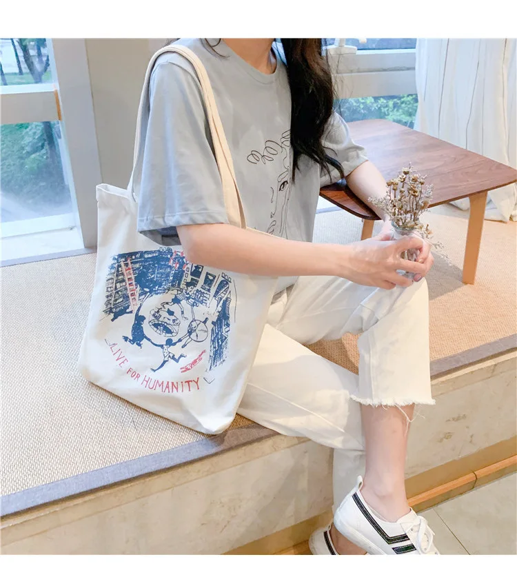 10557661083_1746623904