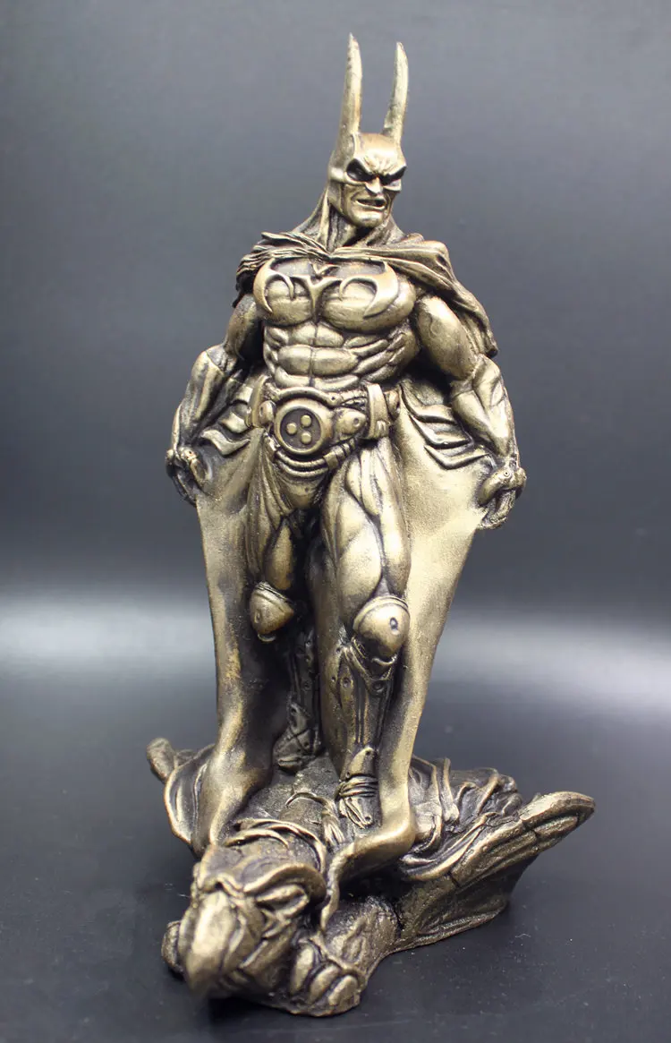 

Super hero Batman Resin Statue Action Figure gold painted Action & Toy Figures Coppery Batman PVC ACGN figure Toys Brinquedos