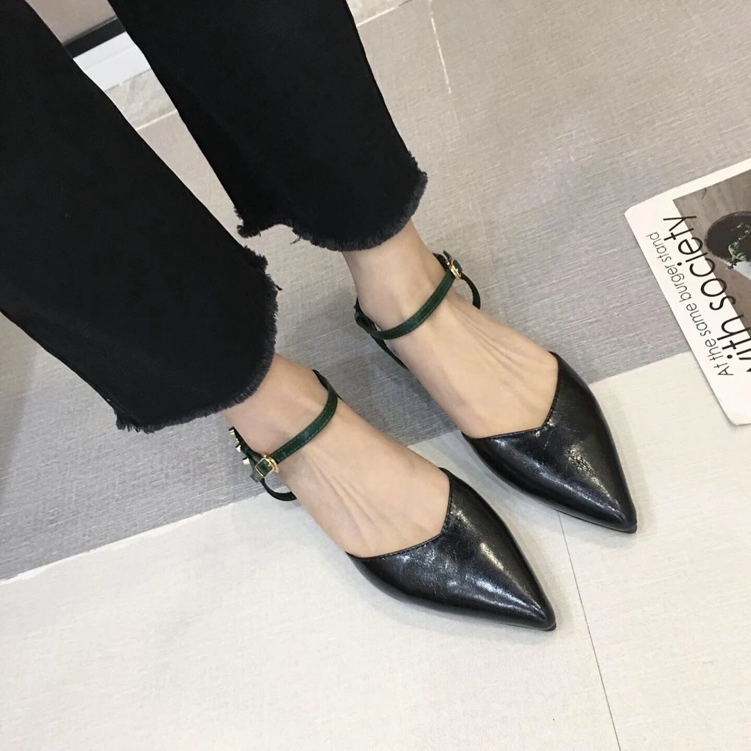 

Liren 2019 Summer Fashion Women Pointed Rivet Buckle Flat Heels Sandals Metal Decoration Wrap Toe Shallow Toe Lady Dress Sandals