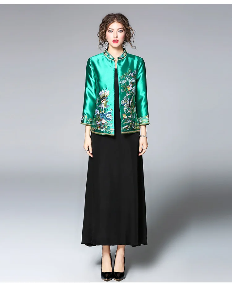 Free shipping new arriving Spring big size vintage Chinese style flower and peacock embroidered short jacket outerwear for women Coats