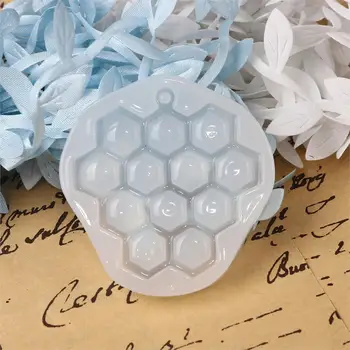 

Silicone Resin Mold For Jewelry Making Honeycomb White 55mm(2 1/8") x 53mm(2 1/8"), 3 PCs