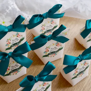 

5pcs European Famingos Candy Bag French Sweet Love Wedding Favors Gift Box Package Birthday Party Favor Bags Bags Gift Box