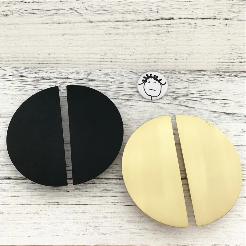 

LCH Semicircular Solid Zinc Alloy Brushed Gold Black Color Handle Cabinet Drawer Pull Knob Door Pull Chinese Style Half Moon