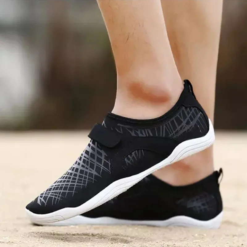 

WANAYOU Summer Outdoor Walking Shoes Breathable Trekking Shoes Seaside Beach Wading Shoes Quick-Drying Sneaker Water Aqua Shoes