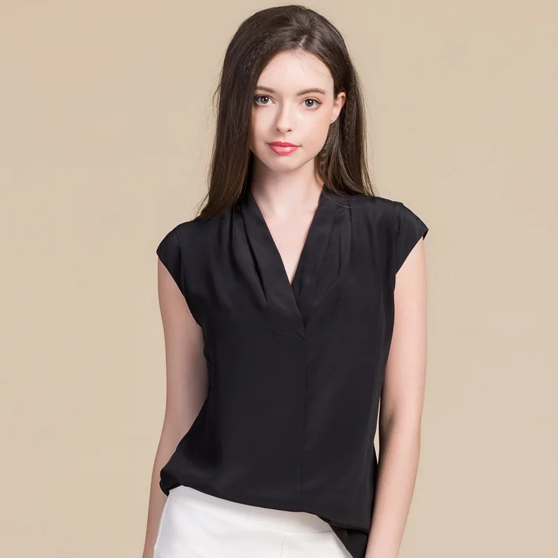 

Womens V Neck Sleeveless Shirt 100% Crepe Silk Female Loose Temperament Pullover Wild Bottom Shirt Size M L XL XXL