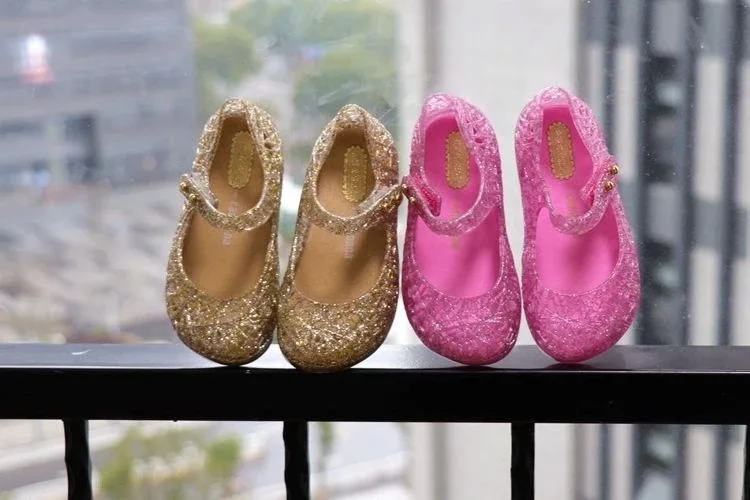 Мини Мелисса оригинальная обувь с украшением в виде кристаллов Новые детские на высоком каблуке, туфли на высоком каблуке; прозрачные сандалии; детские сандалии для девочек детская пляжная обувь на нескользящей подошве