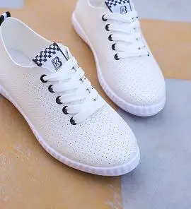 

2018 new hollow breathable white shoes female one pedal lazy shoes.