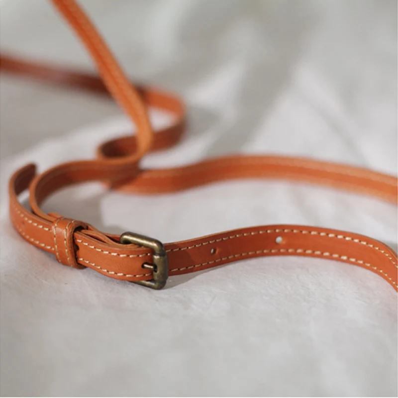 AETOO Handmade bucket Baomong bag teen bag fashion retro doctor Baokang bag leather shoulder oblique carry small bag