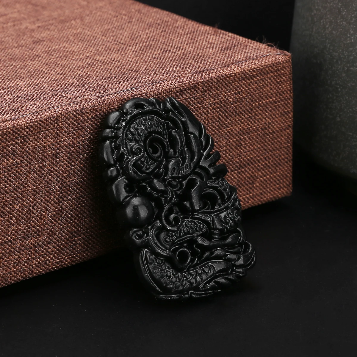 1pc New Chinese Natural Black Green Jade Carved Pendant Dragon Good Lucky Amulet Gift