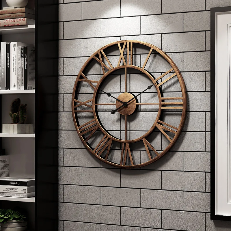 

Roman Numeral Creative Vintage Wrought Iron 3D Clock Wall Clock Modern Design Cafe Bar Round Quartz Clock Big Clock on The Wall