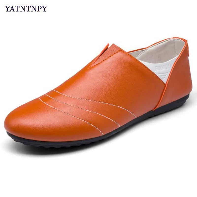 

YATNTNPY Men Casual Flat Shoes Comfortable espadrilles Slip-on Loafers Soft bottom driving shoes Moccasins (size fit small)