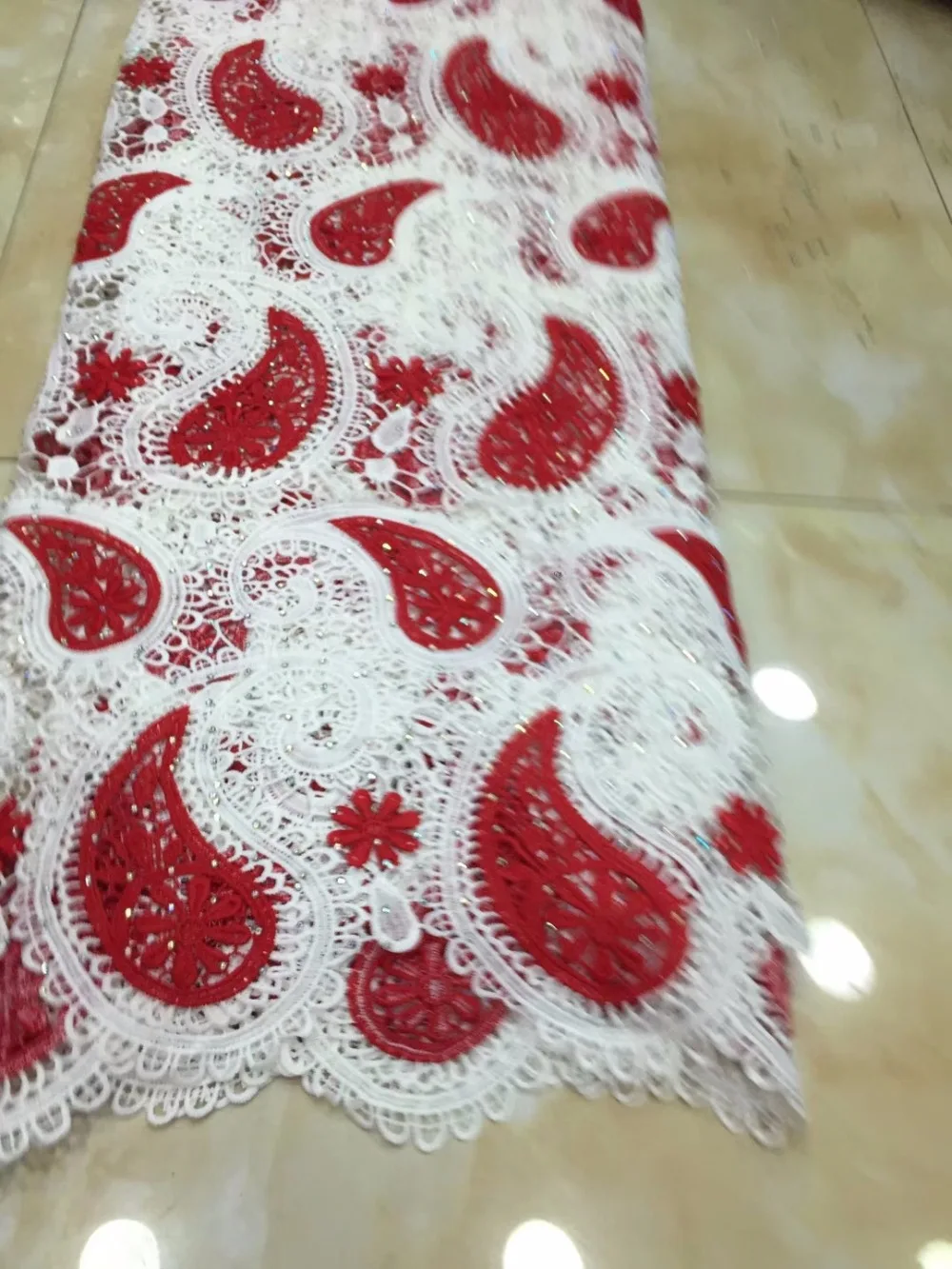 

Fashionable style French lace high quality with Rhinestone France African water soluble lace fabric 5 yards for Wedding