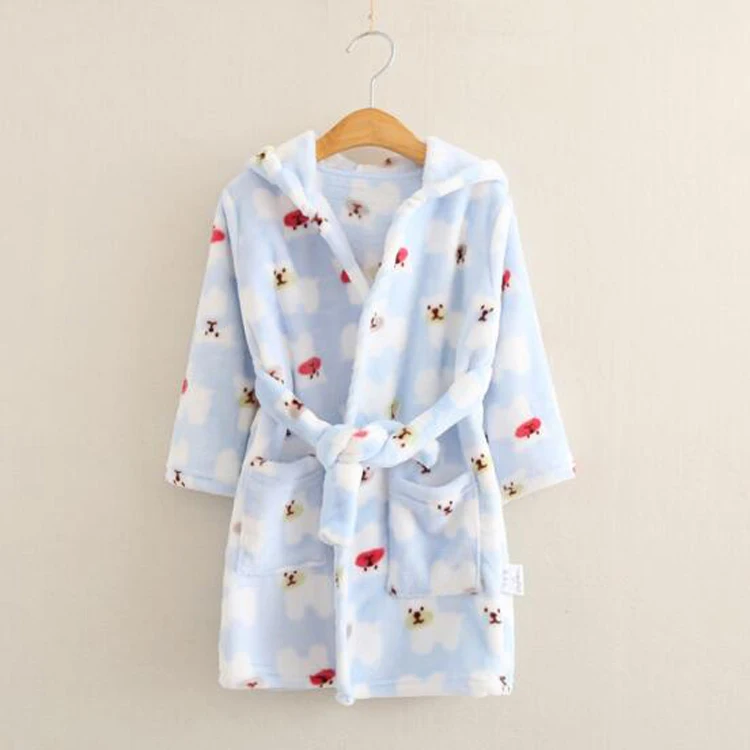 LAKAKSTY От 1 до 6 лет Детские ночные сорочки для маленьких мальчиков халат для девочек осень-зима с капюшоном фланелевые пижамы леопардовой расцветки; одежда для сна; халат; - Цвет: Blue Bear