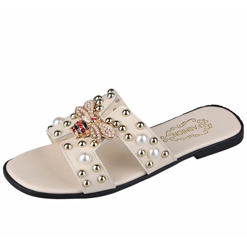 

Women Slippers Summer Fashion Openwork Pearl H Women Sandals Flat Rivets Deodorant Women Beach Slippers
