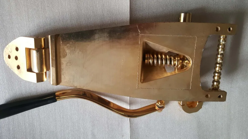 Burn 3 Vibrato/ gretsch tailpiece Gold duo astro sparkle jet corvette bigsby|Детали и аксессуары для гитар| |