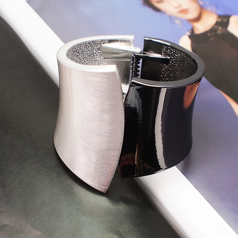 Панк Сплав массивные манжеты браслеты для женщин ювелирные изделия Смешанный цвет металл большой браслет UKMOC