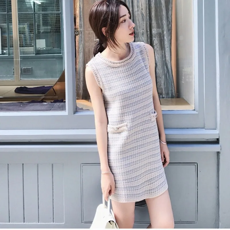 

2019 Runway Elegant Knitting Dress Fashion Summer Sleeveless O Neck Striped Tank Dress Ladies Vintage Short Mini dresses Vestido
