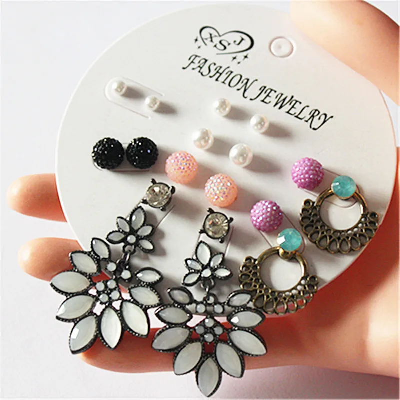 

New fashion women's accessories wholesale girl pearl earrings beautiful retro mix-up 9 pairs / set earrings gift agent shipping