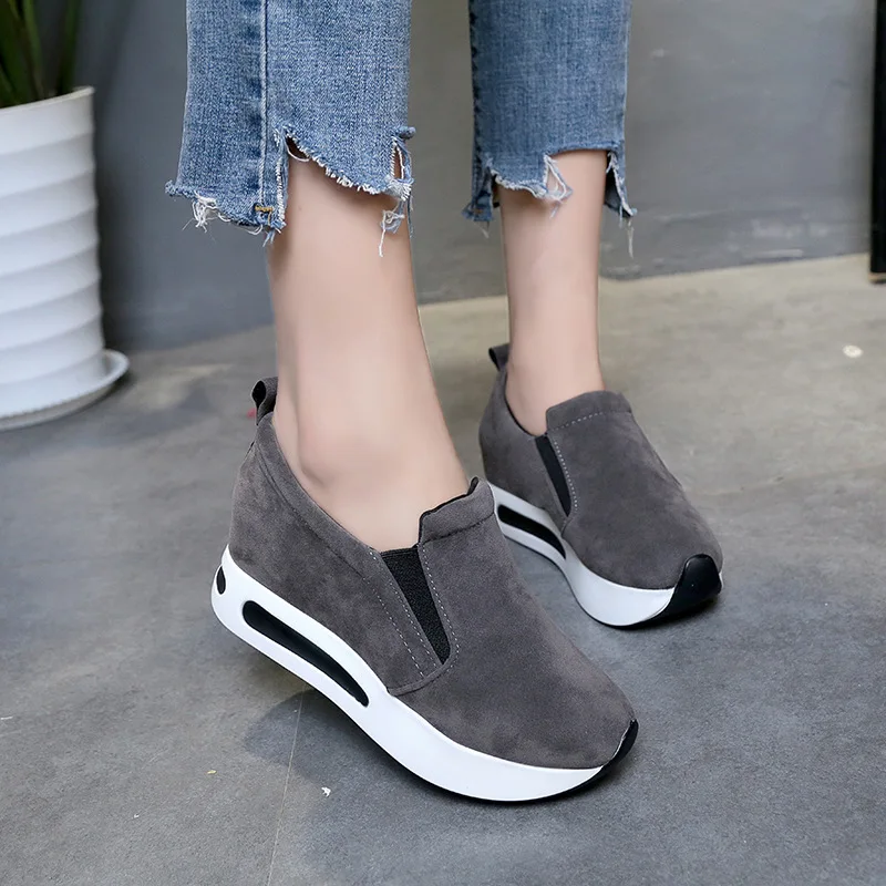 

QSR Thick-bottomed round head students increase plateau women's shoes casual breathable sports shoes shallow mouth single shoes