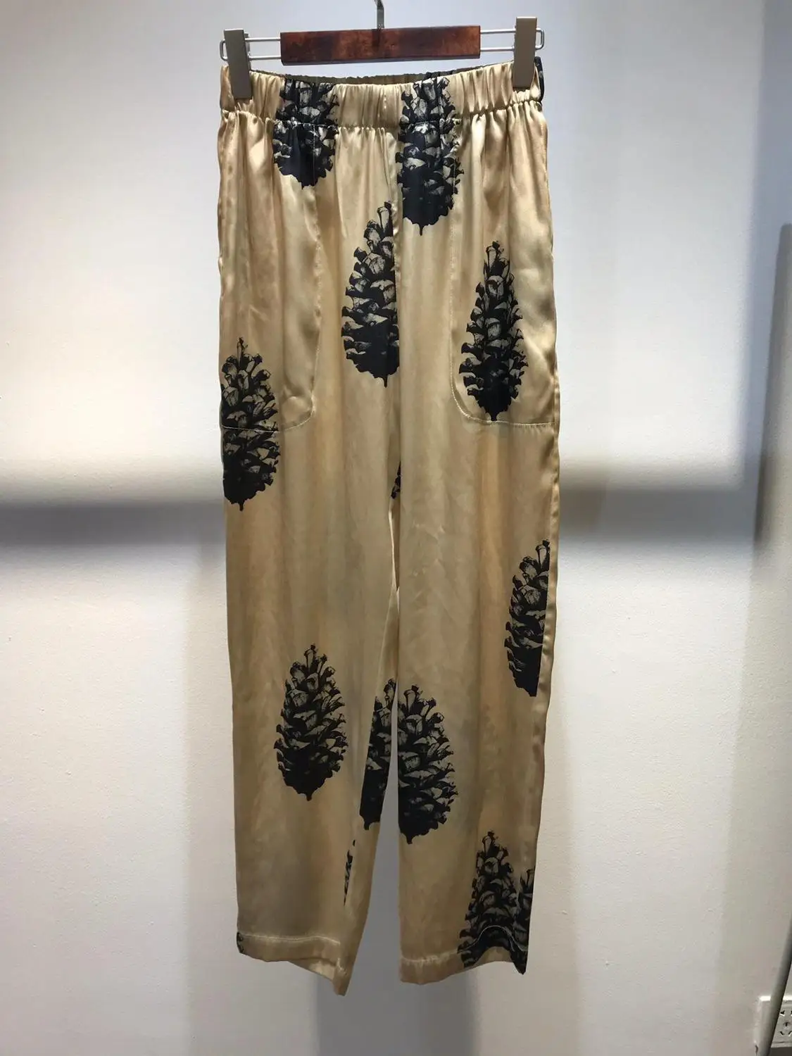 

2019 ladies fashion loose printed women's trousers 0521