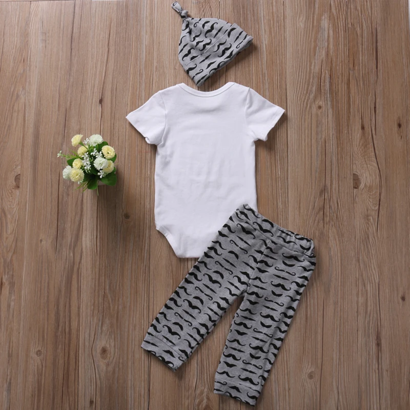 Conjuntos de Roupas de Bebê T camisa plus Calça plus Chapéu 2017 0 18 m 3 Pcs Outono Bebê Meninos Roupas Set Infantil Baby Mini Tops 3 Pcs Set Roupas 6 m 3 pçs outono bebê meninos conjunto