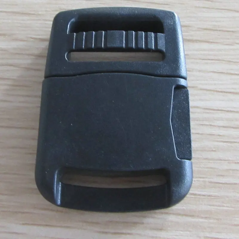 backpack buckle