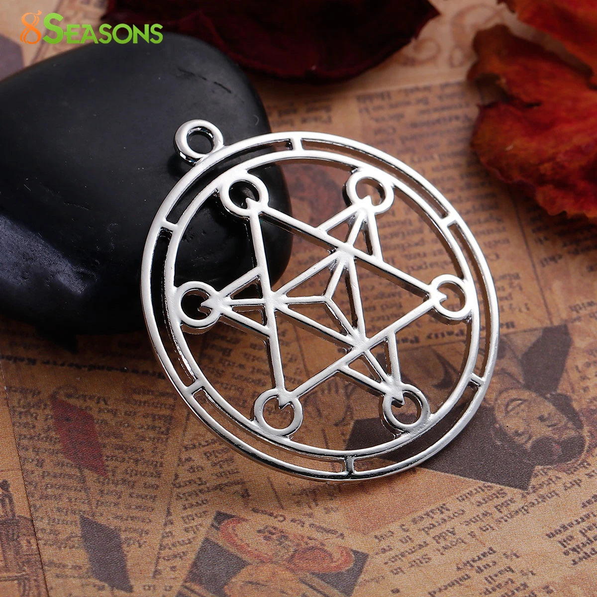 

8SEASONS Zinc Based Alloy Merkaba Meditation Pendants Round Silver Tone Color Hollow 44mm(1 6/8") x 40mm(1 5/8"), 5 PCs