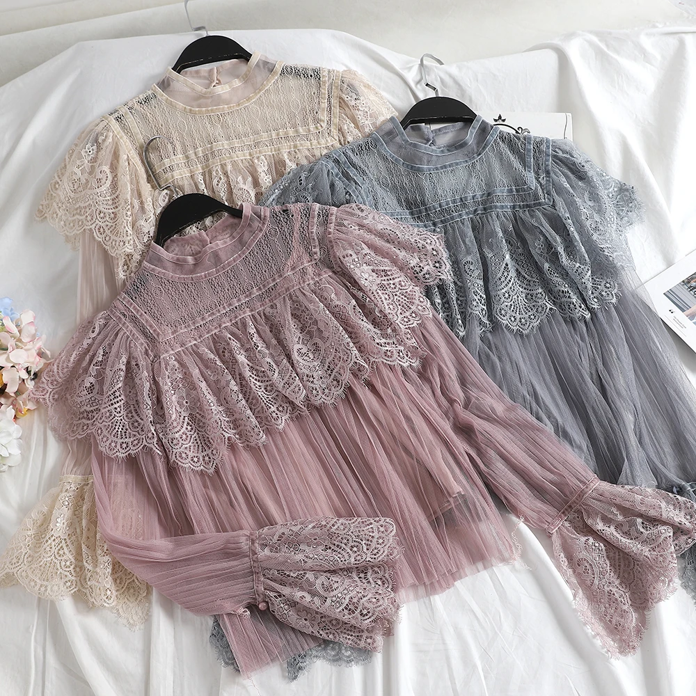 

Women Flare Sleeve Basic Ruffles Shirt Casual New Patchwork Hollow Out Lace Flower Gauze Mesh Voile Pullover Pleated Blouse Tops