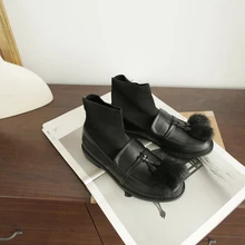 Кожаные туфли в стиле ретро с круглым носком и кисточками; женские туфли-оксфорды с высоким верхом; женские носки; ботинки с бахромой и помпоном; женские ботинки с перфорацией типа «броги»