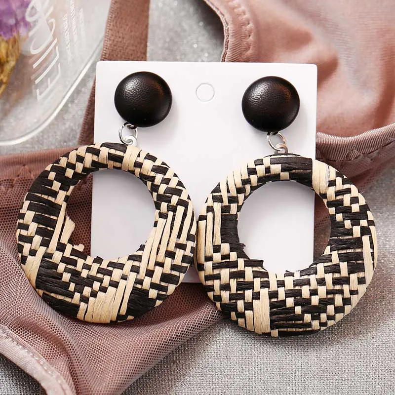 

Handmade Summer Earrings Fashion Jewelry for Women Straw Knitted Earrings Geometric Round Hanging Earings Fashion Jewelry 2019