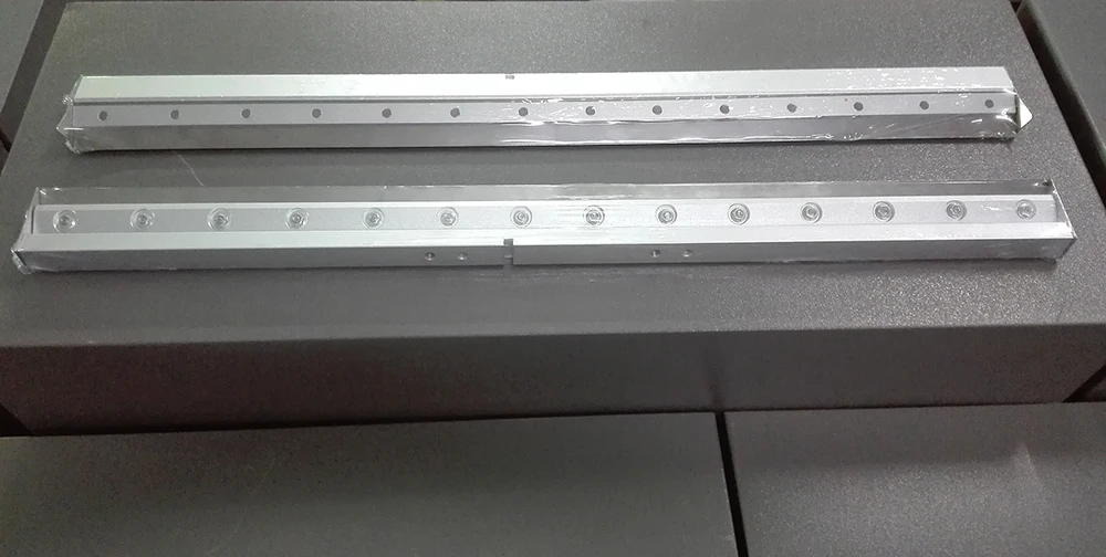 dek 610mm 60 degree 15mm overhang squeegee