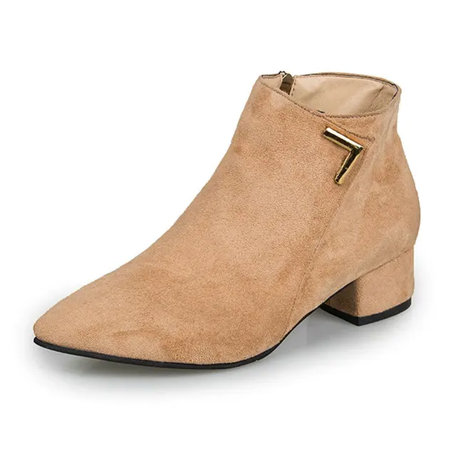 long pointed toe boots